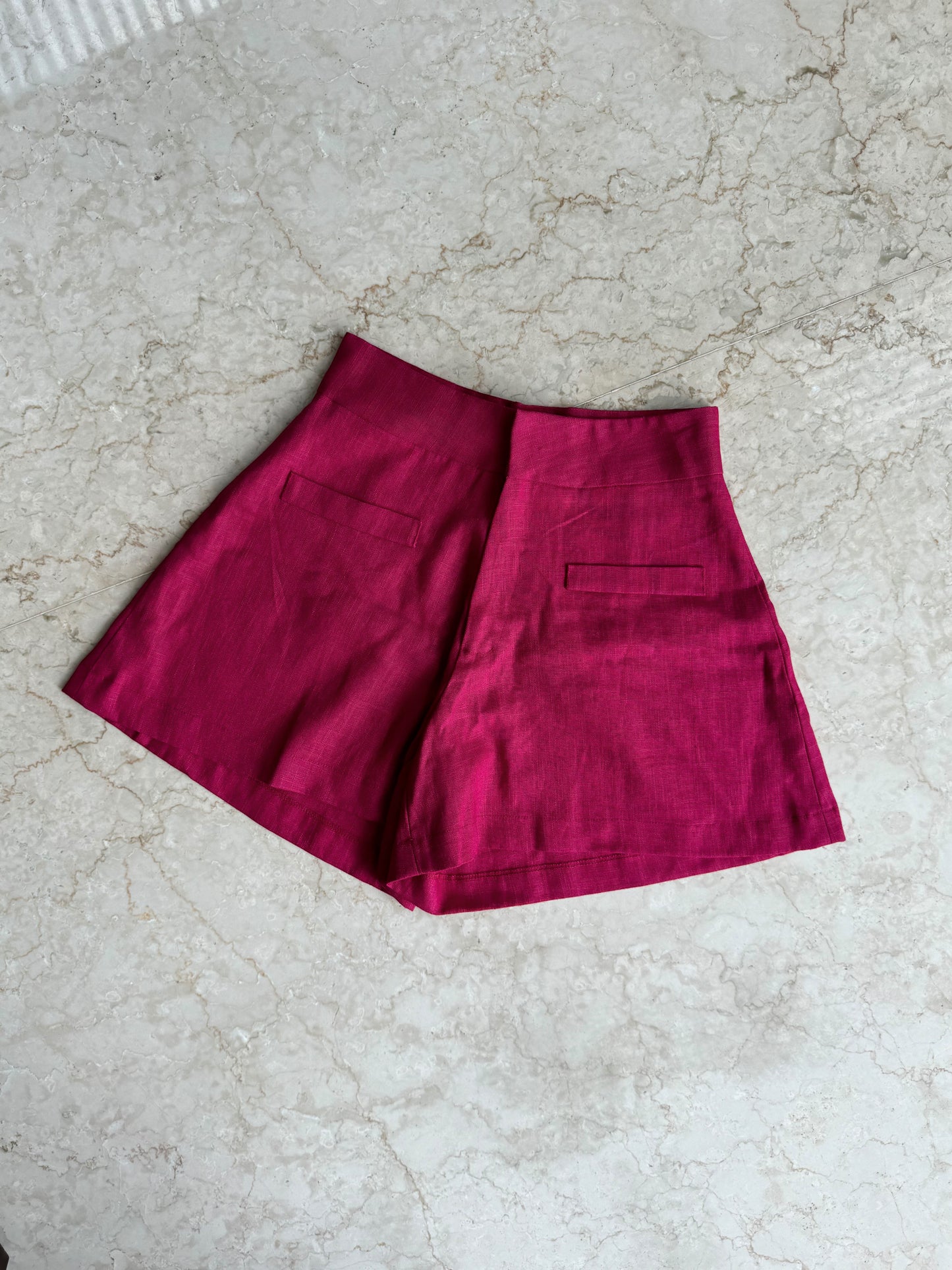 Céline Linen Shorts - Fucshia