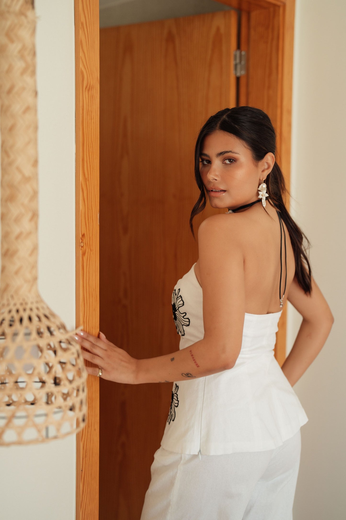 Malu Top - White Flowers
