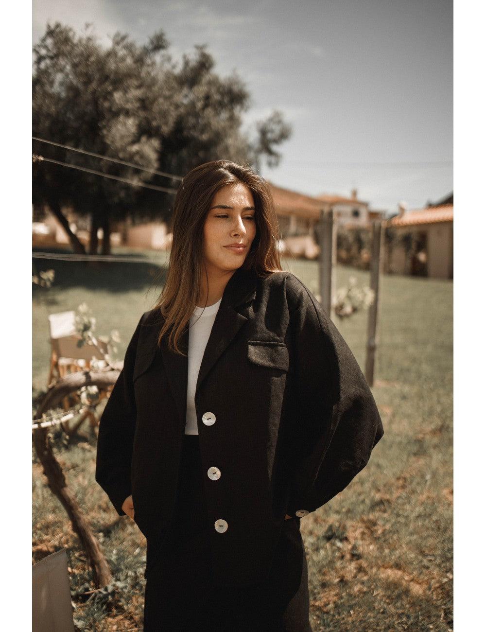 Ertha Oversized Shirt | Black - Fluffy Feet
