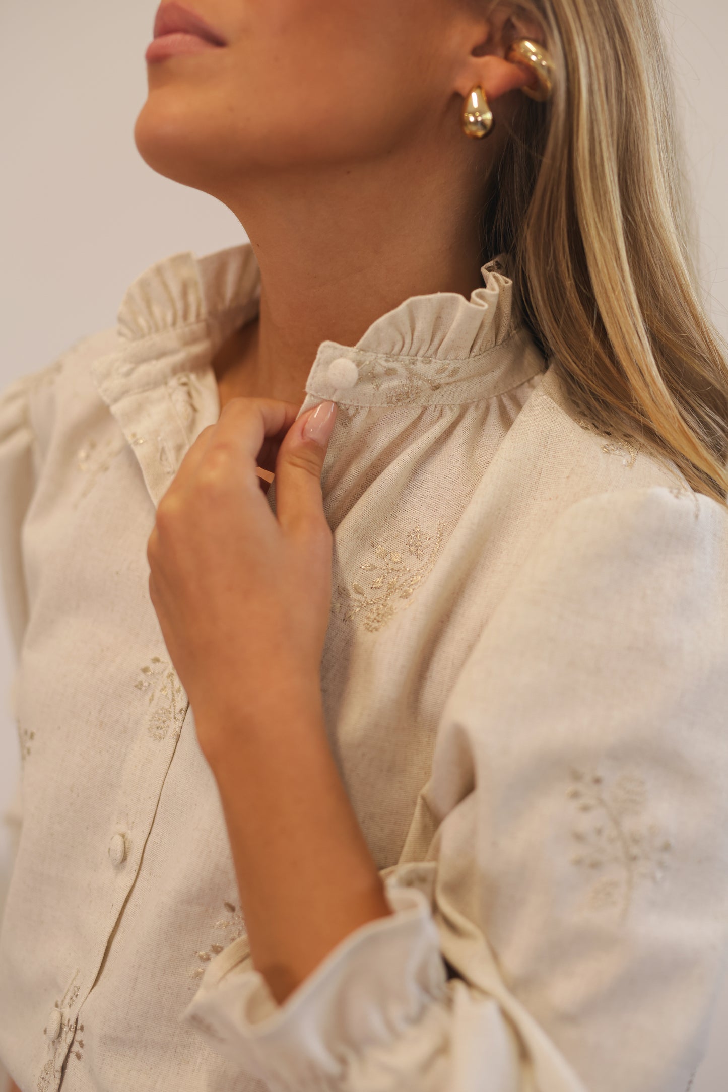 Elba Shirt - Natural Embroidery Linen
