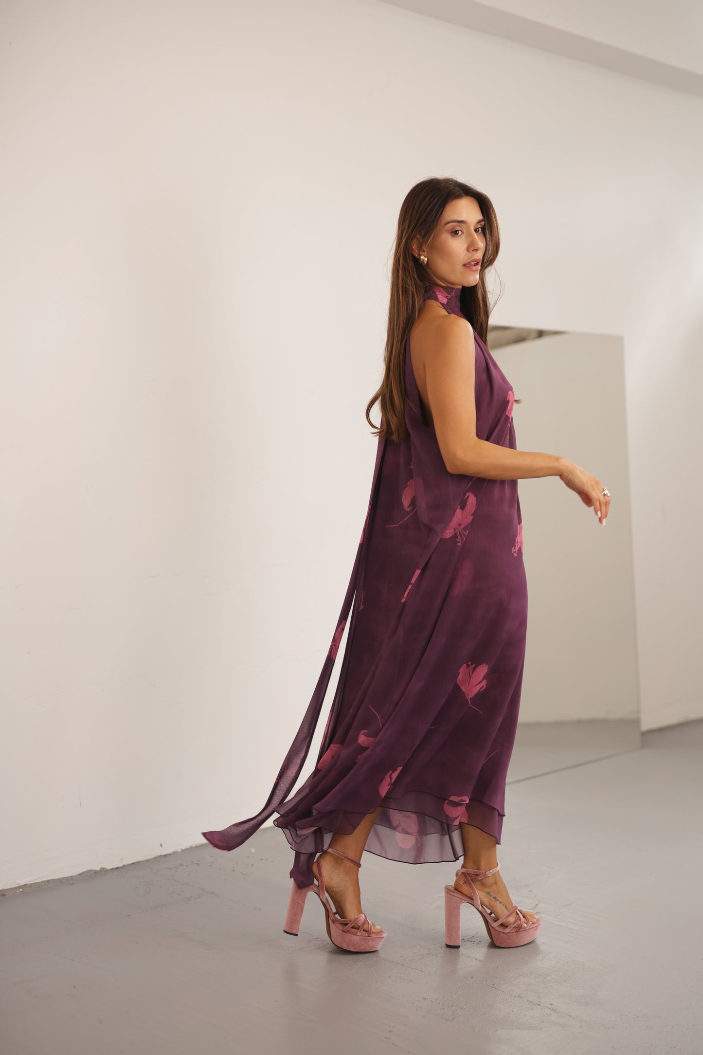 Liry Long Dress Princess Earrings Plum